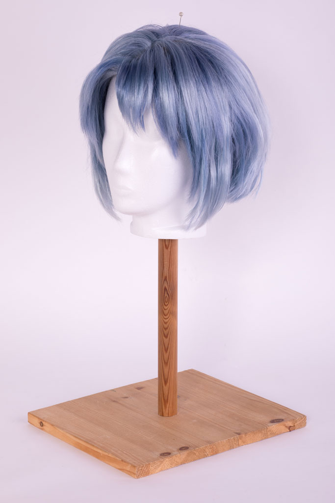 DIY Wig Stand with household goods??!!